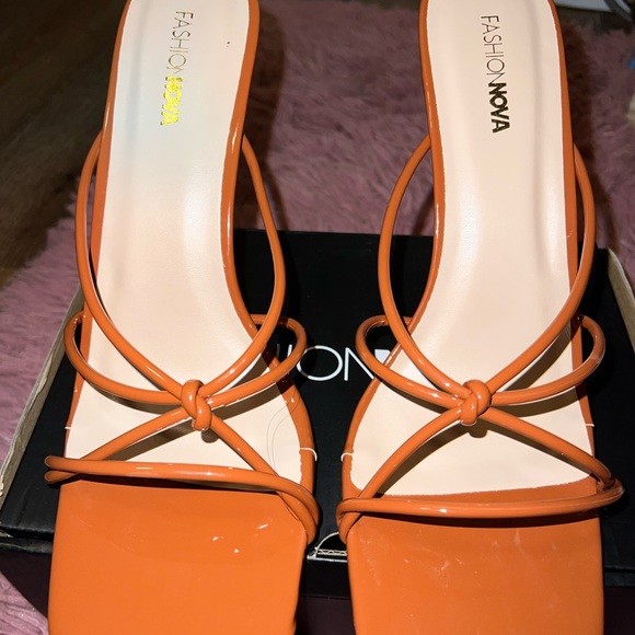 Sandals heels 🤎 - Picture 2 of 4